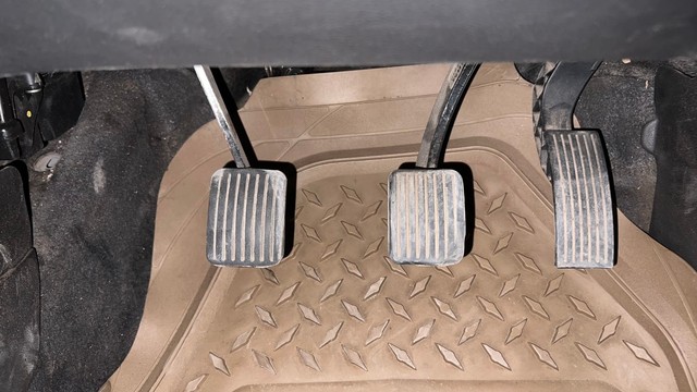 Second-hand 2013 Hyundai Grand i10 1.2 CRDi Asta for sale in Bangalore-14