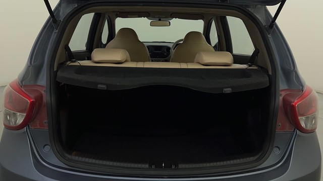 Second-hand 2013 Hyundai Grand i10 1.2 CRDi Asta for sale in Bangalore-9