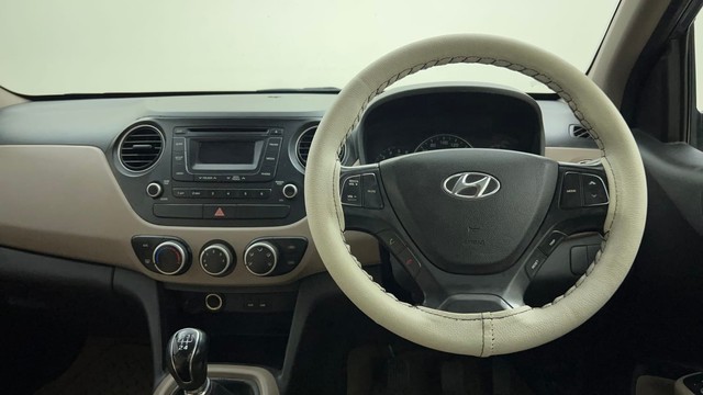 Second-hand 2013 Hyundai Grand i10 1.2 CRDi Asta for sale in Bangalore-29
