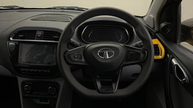 Second-hand 2020 Tata Tiago XZ Plus for sale in Bangalore-26