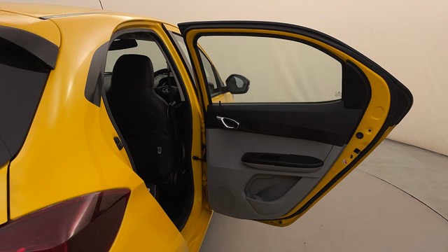 Second-hand 2020 Tata Tiago XZ Plus for sale in Bangalore-27