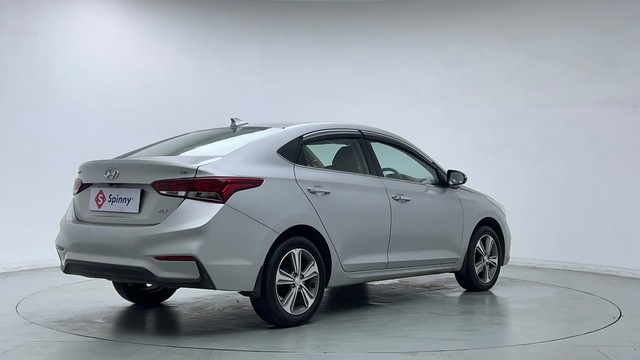 Second-hand 2018 Hyundai Verna 1.6 SX VTVT AT for sale in Ghaziabad-3