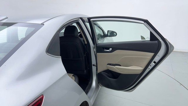 Second-hand 2018 Hyundai Verna 1.6 SX VTVT AT for sale in Ghaziabad-31