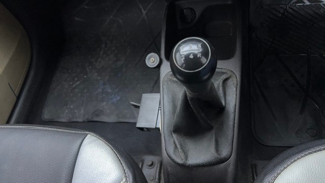 Second-hand 2015 Hyundai EON Era for sale in Ghaziabad-12