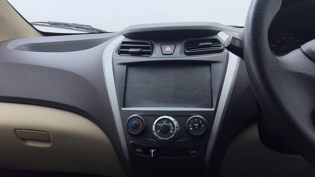 Second-hand 2015 Hyundai EON Era for sale in Ghaziabad-25