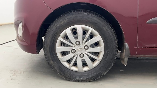 Second-hand 2015 Hyundai i10 Sportz 1.1L for sale in Kolkata-20