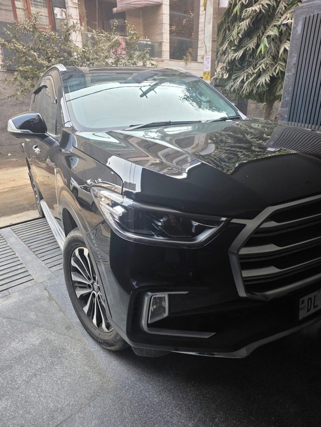 Second-hand 2021 MG Gloster Savvy 7-Str for sale in New Delhi-7