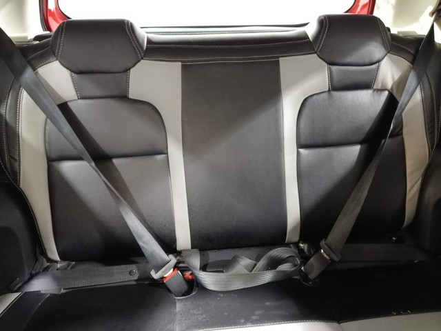 Second-hand 2021 Tata Altroz XT for sale in Kochi-23