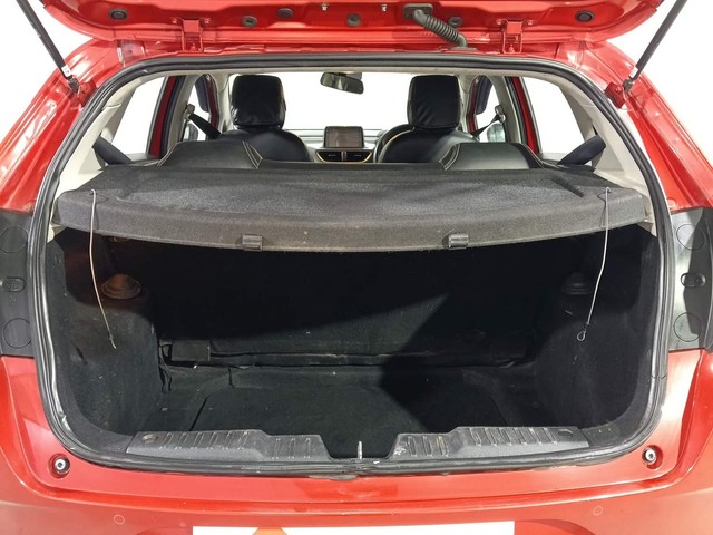 Second-hand 2021 Tata Altroz XT for sale in Kochi-9