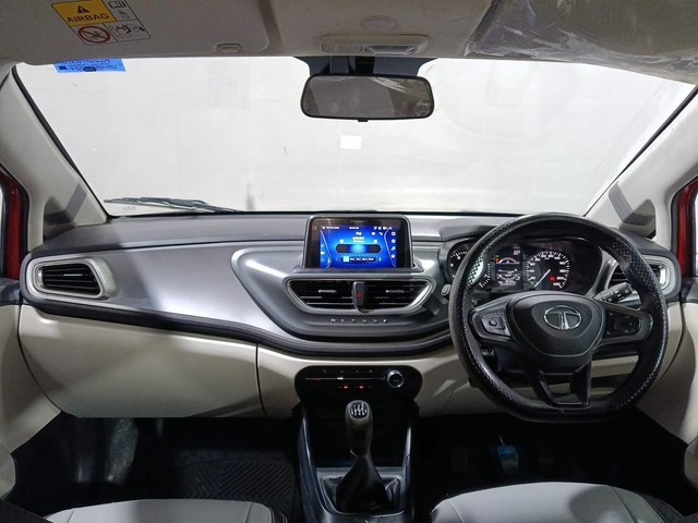 Second-hand 2021 Tata Altroz XT for sale in Kochi-11