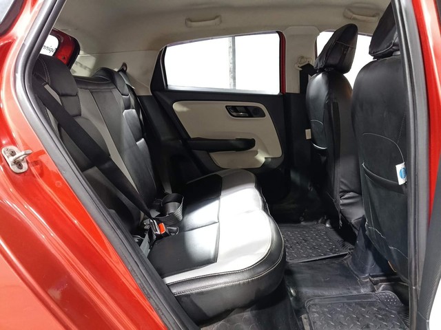 Second-hand 2021 Tata Altroz XT for sale in Kochi-25