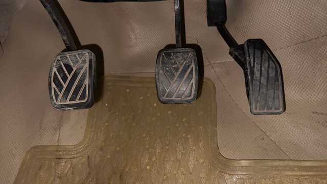 Second-hand 2018 Maruti Dzire ZXI for sale in Mysore-14