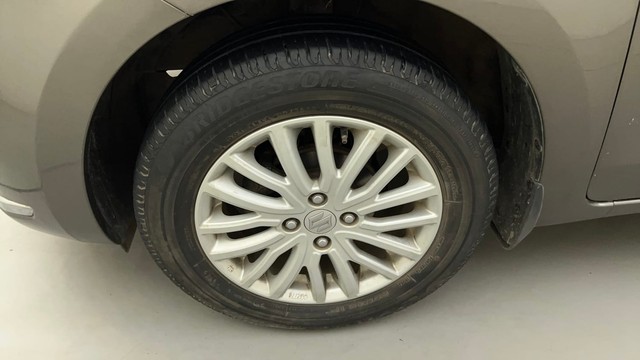 Second-hand 2018 Maruti Dzire ZXI for sale in Mysore-20