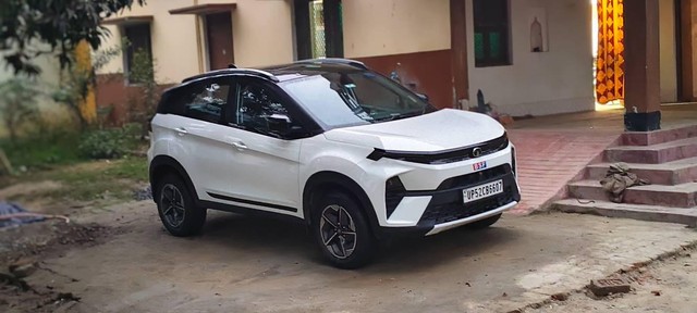 Second-hand 2024 Tata Nexon Creative Plus S for sale in Deoria-1