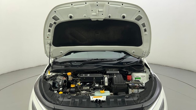 Second-hand 2024 Tata Altroz XZ for sale in Ahmedabad-8