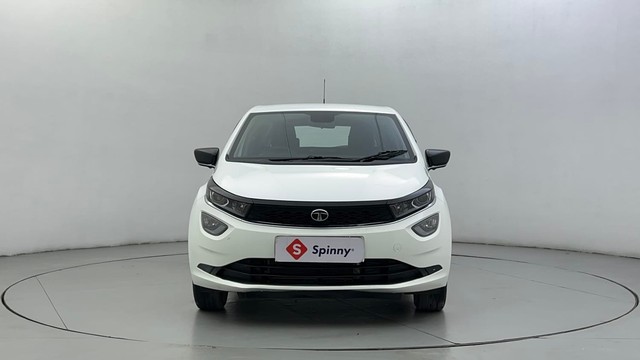 Second-hand 2024 Tata Altroz XZ for sale in Ahmedabad-7