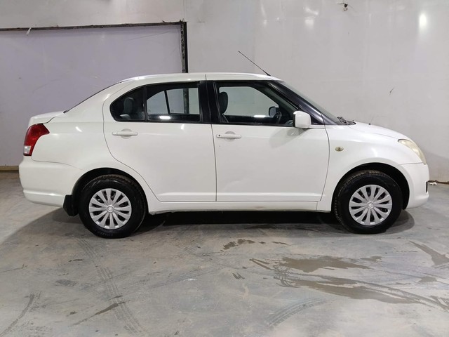 Second-hand 2011 Maruti Suzuki Swift Dzire VXI 1.2 BS IV for sale in Kochi-2