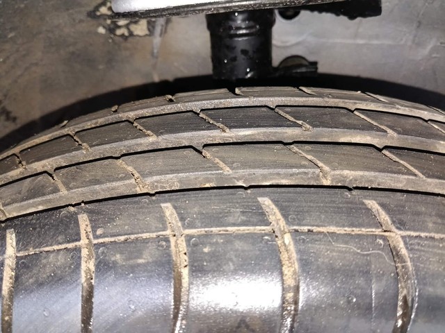 Second-hand 2011 Maruti Suzuki Swift Dzire VXI 1.2 BS IV for sale in Kochi-29