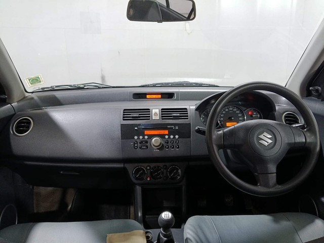 Second-hand 2011 Maruti Suzuki Swift Dzire VXI 1.2 BS IV for sale in Kochi-11