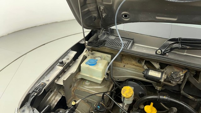 Second-hand 2016 Renault KWID RXT for sale in Ahmedabad-32