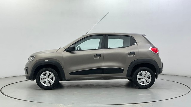 Second-hand 2016 Renault KWID RXT for sale in Ahmedabad-6
