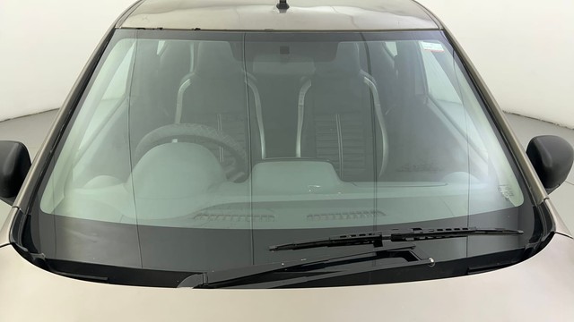 Second-hand 2016 Renault KWID RXT for sale in Ahmedabad-10