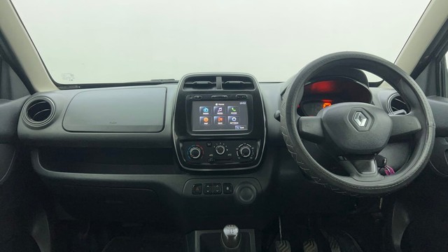 Second-hand 2016 Renault KWID RXT for sale in Ahmedabad-11