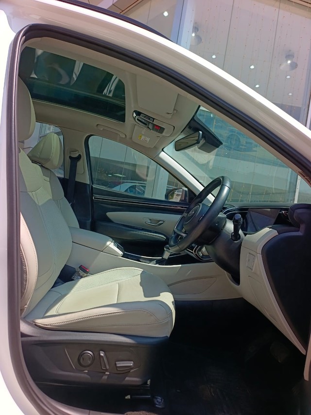 Second-hand 2023 Hyundai Tucson Platinum AT BSVI for sale in Bangalore-13