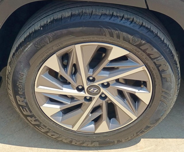 Second-hand 2023 Hyundai Tucson Platinum AT BSVI for sale in Bangalore-7