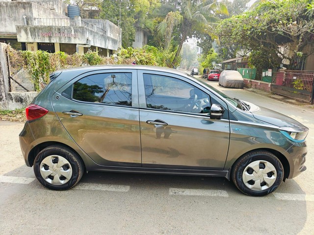 Tata Tiago EV XT MR - Photo 3