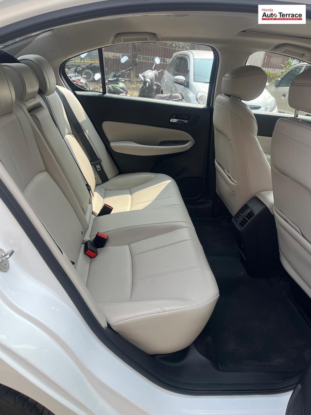 Second-hand 2023 Honda City Hybrid ZX Sensing eHEV for sale in Nellore-6