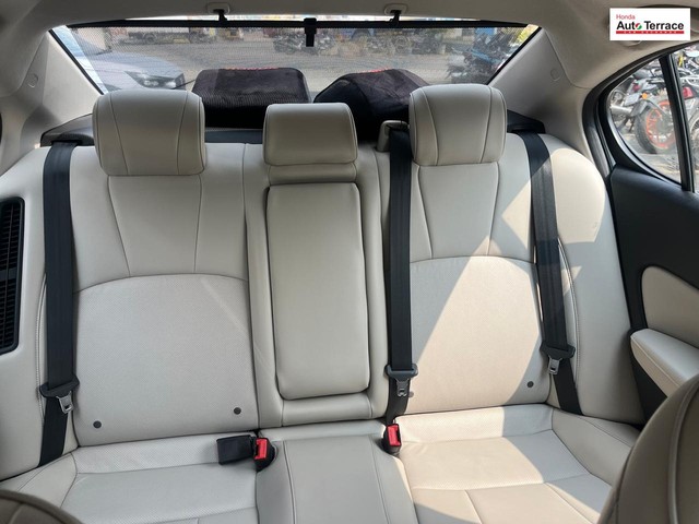 Second-hand 2023 Honda City Hybrid ZX Sensing eHEV for sale in Nellore-7