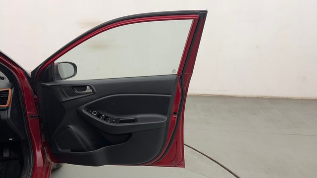 Second-hand 2017 Hyundai i20 1.2 Asta Dual Tone for sale in Mumbai-16