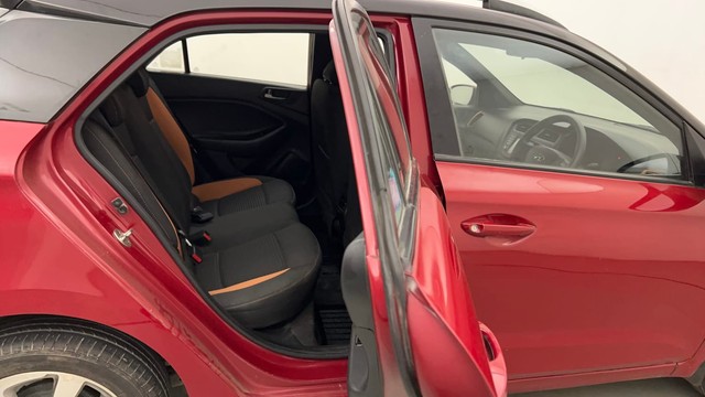 Second-hand 2017 Hyundai i20 1.2 Asta Dual Tone for sale in Mumbai-25