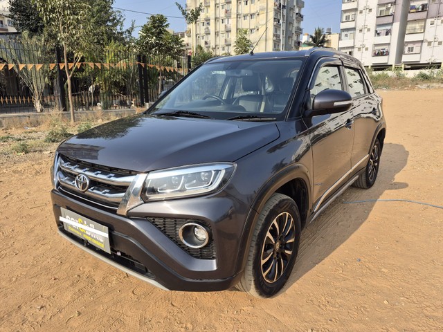 Second-hand 2021 Toyota Urban Cruiser EBELLA Premium for sale in Bangalore-4