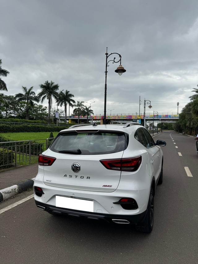 Second-hand 2021 MG Astor Savvy CVT Red BSVI for sale in Navi Mumbai-8