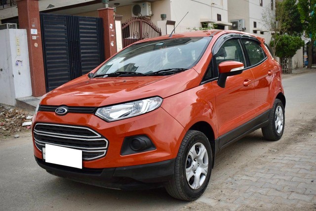 Second-hand 2015 Ford Ecosport 1.5 Ti VCT MT Trend BSIV for sale in Gurgaon-2