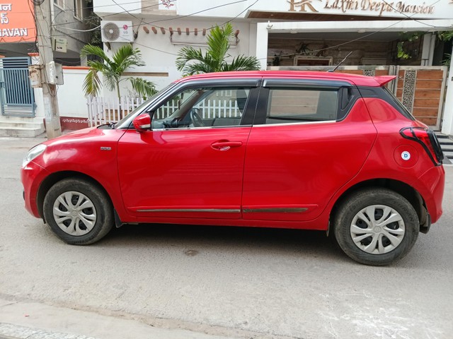 Second-hand 2018 Maruti Suzuki Swift AMT VDI for sale in Hyderabad-6