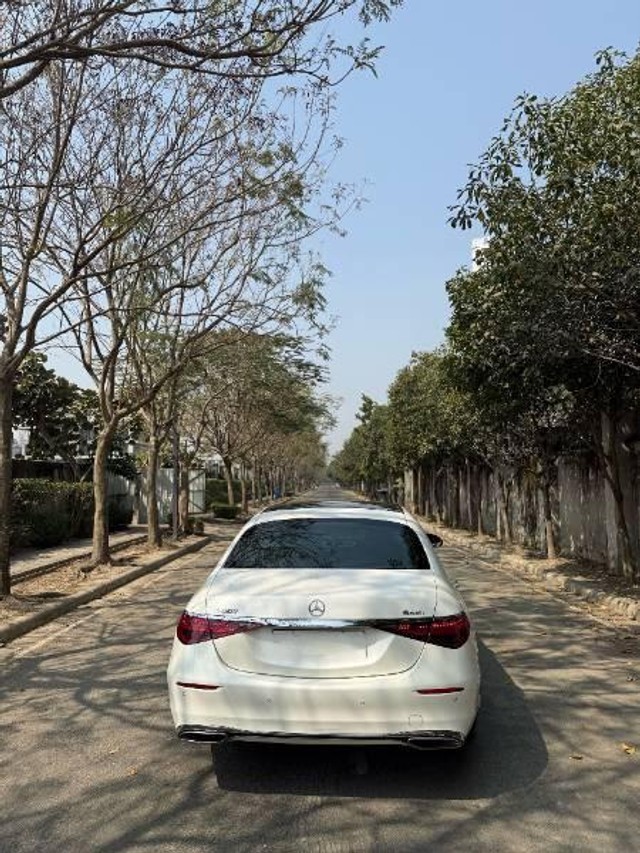 Second-hand 2023 Mercedes-Benz S-Class S450 4Matic for sale in Kolkata-7