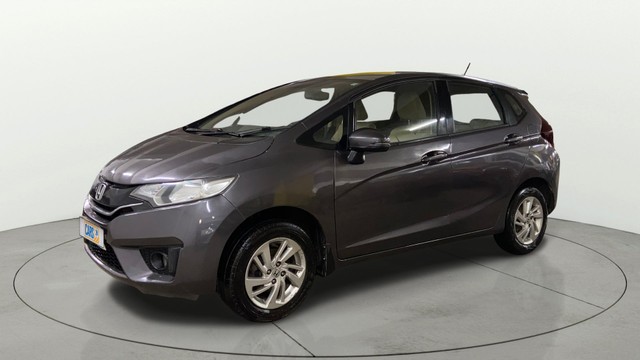 Honda Jazz 1.5 V i DTEC Second-hand 2017 Honda Jazz 1.5 V i DTEC for sale in Surat-17