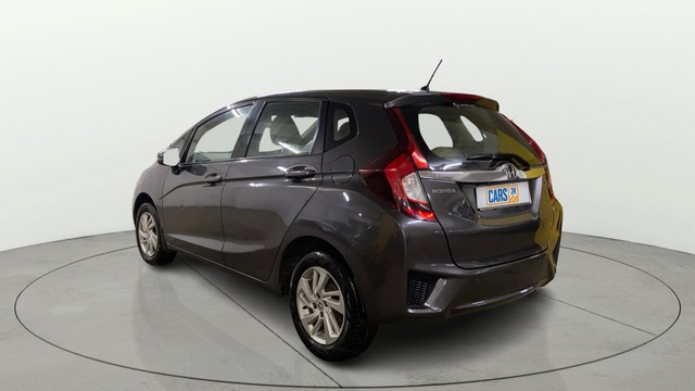 Honda Jazz 1.5 V i DTEC Second-hand 2017 Honda Jazz 1.5 V i DTEC for sale in Surat-15