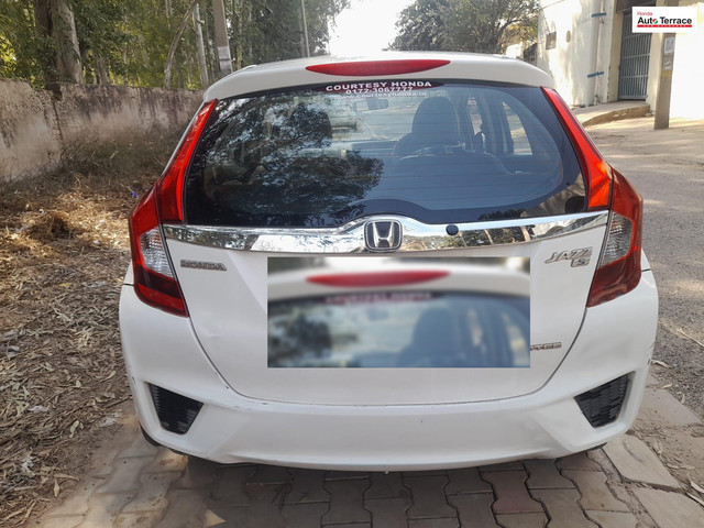 Second-hand 2015 Honda Jazz 1.5 S i DTEC for sale in Mohali-5