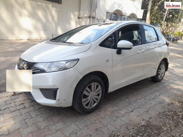 Second-hand 2015 Honda Jazz 1.5 S i DTEC for sale in Mohali-5