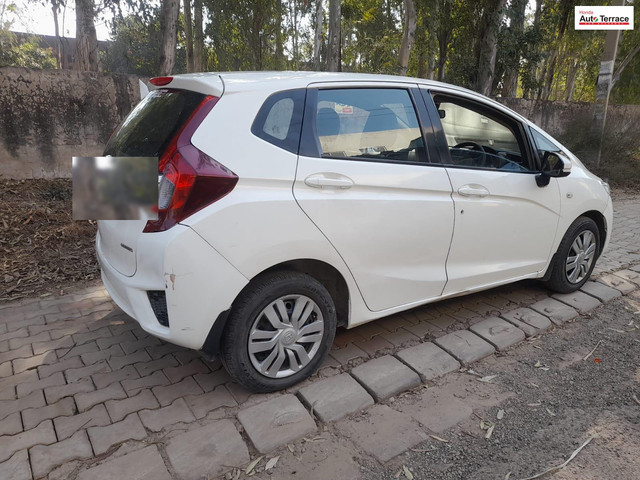 Second-hand 2015 Honda Jazz 1.5 S i DTEC for sale in Mohali-7