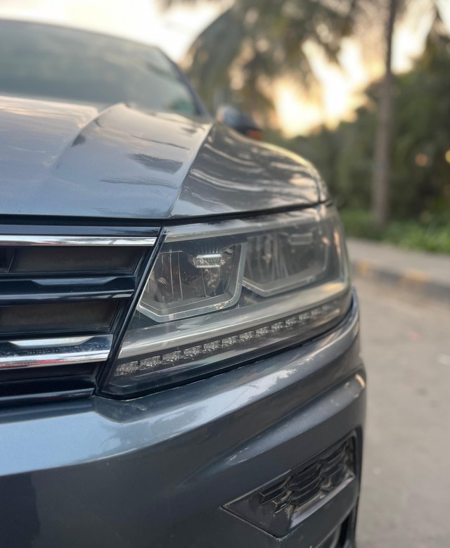 Second-hand 2019 Volkswagen Tiguan 2.0 TDI Highline for sale in Mumbai-35