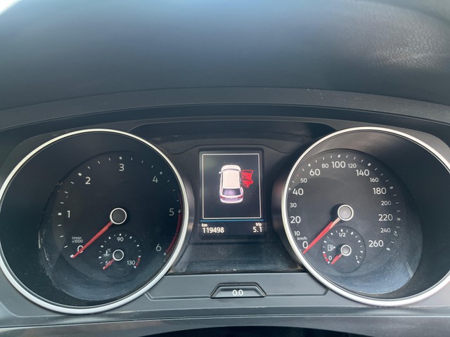 Second-hand 2019 Volkswagen Tiguan 2.0 TDI Highline for sale in Mumbai-32