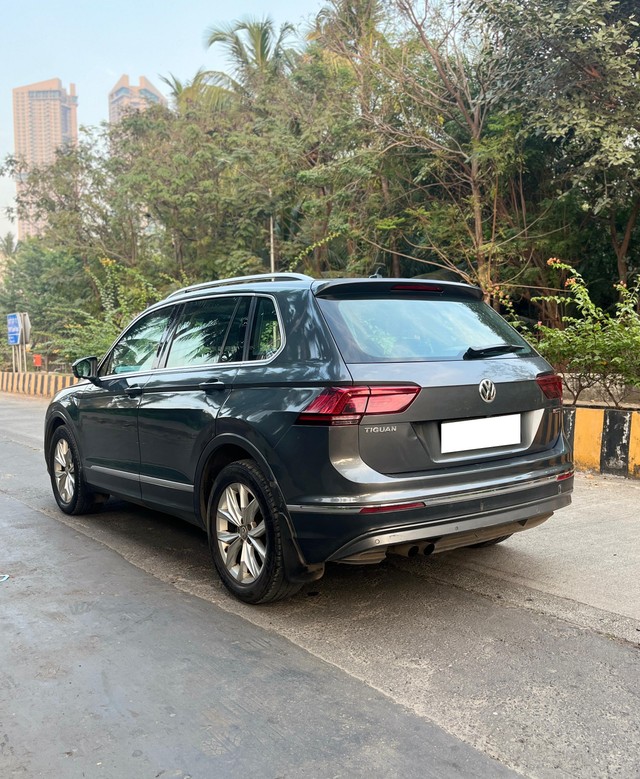 Second-hand 2019 Volkswagen Tiguan 2.0 TDI Highline for sale in Mumbai-20