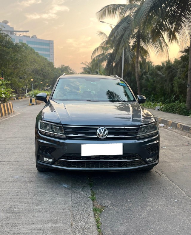 Second-hand 2019 Volkswagen Tiguan 2.0 TDI Highline for sale in Mumbai-5
