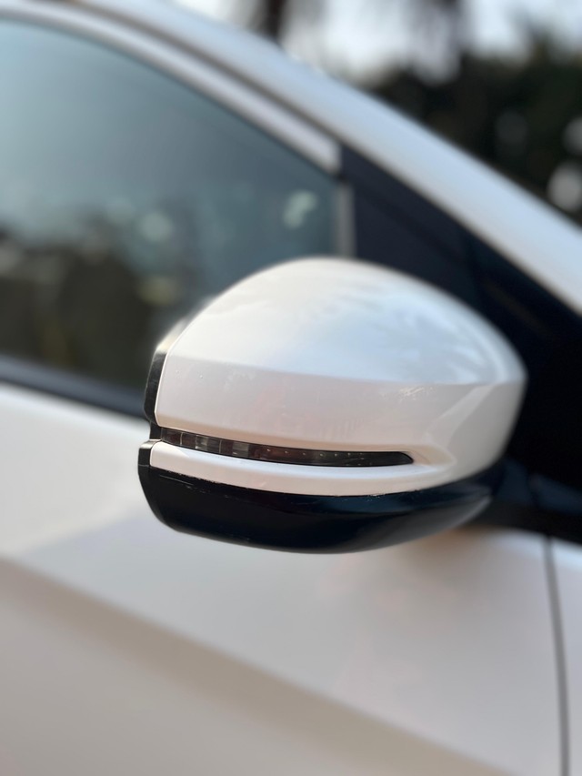 Second-hand 2016 Honda Amaze VX CVT i-VTEC for sale in Mumbai-15