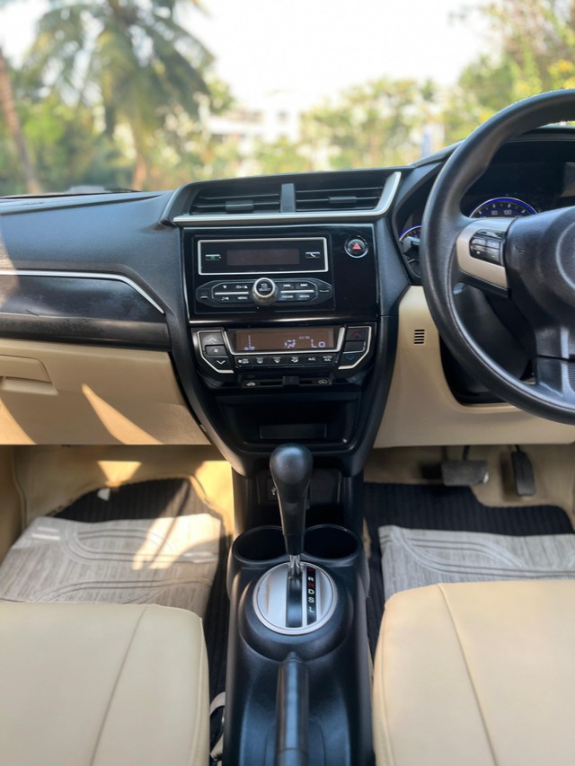 Second-hand 2016 Honda Amaze VX CVT i-VTEC for sale in Mumbai-24